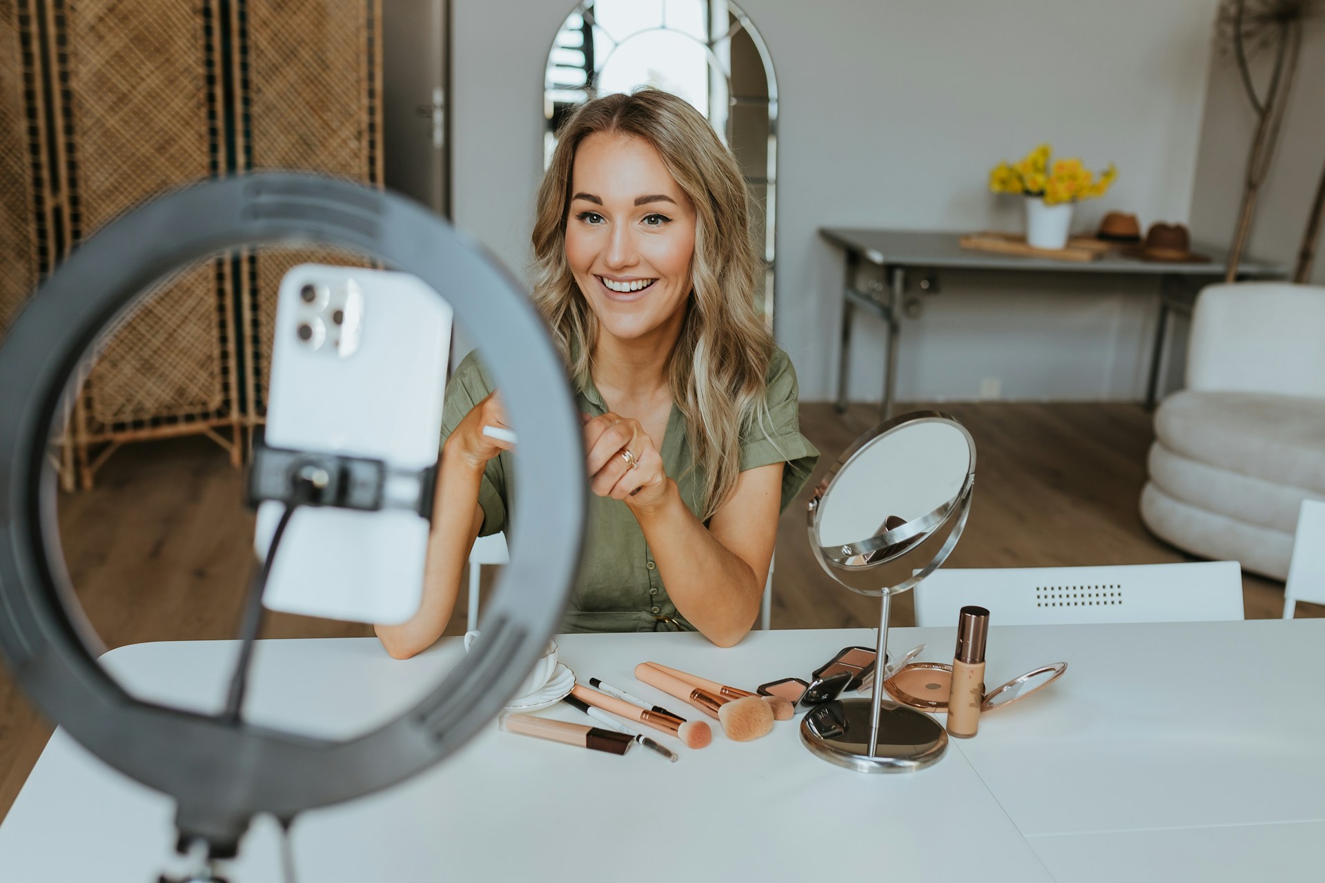 Influencer AI: poca fiducia